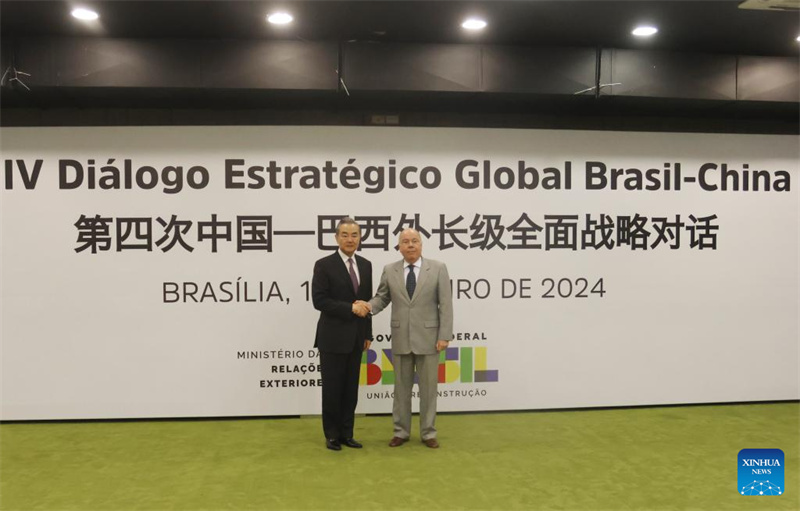 China e Brasil prometem fortalecer sinergia de estratégias de desenvolvimento e ampliar coopera??o em campos emergentes
