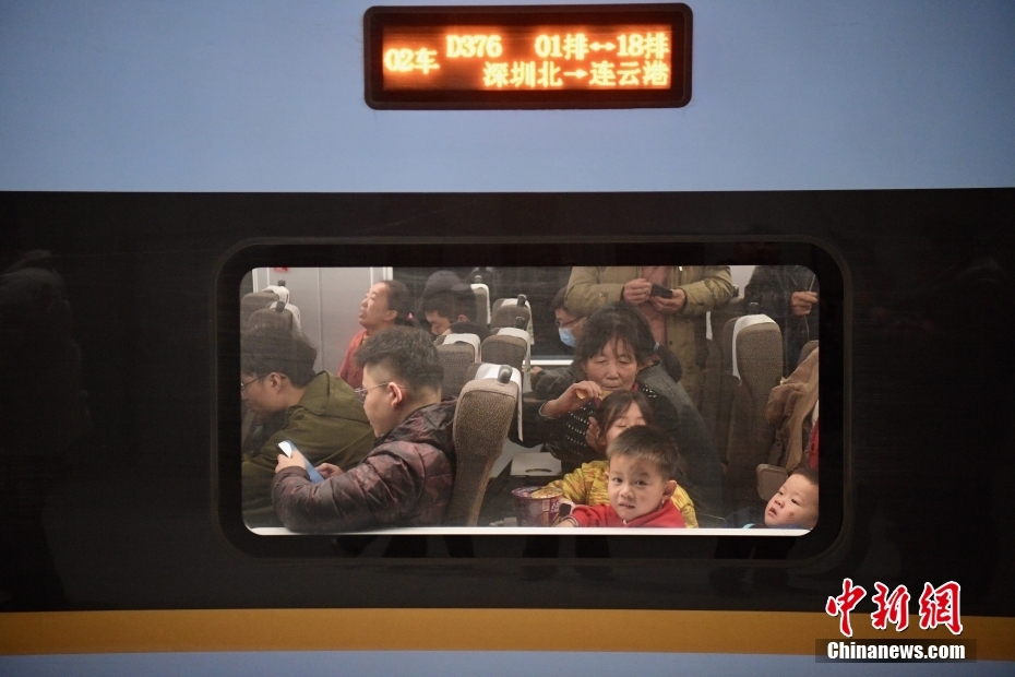 China inicia período de viagens do Festival da Primavera de 2024