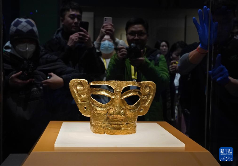Cole??o de Sanxingdui aberta ao público em Shanghai