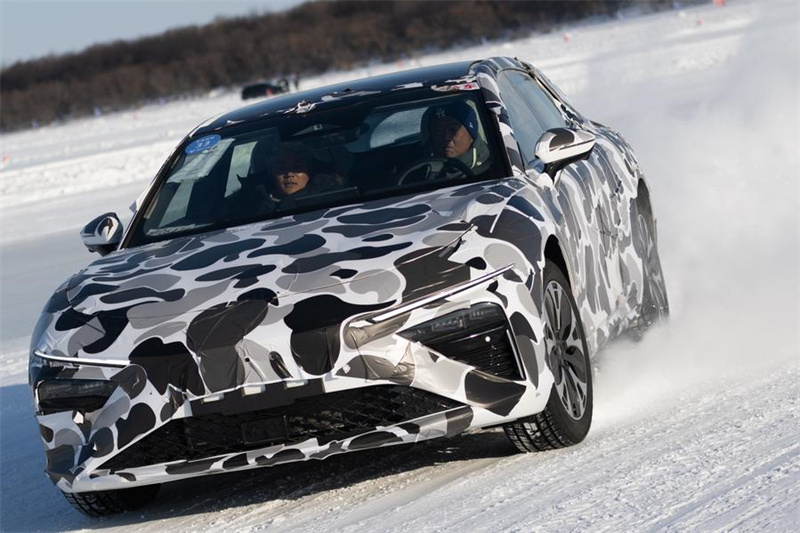 Heihe: nordeste da China registra aumento de testes automobilísticos em condi??es de neve