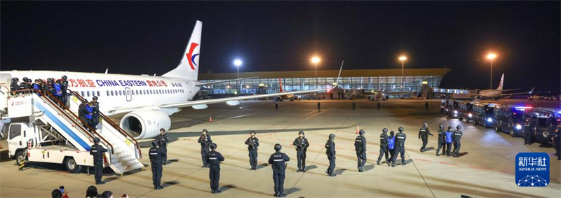 10 suspeitos de fraude no norte de Mianmar s?o escoltados com sucesso para China