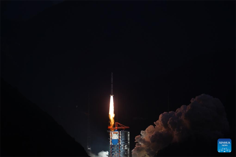 China lan?a satélites da constela??o Geely-02 com sucesso