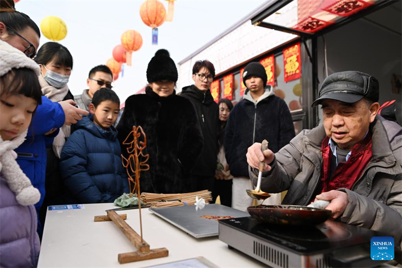 Tianjin abra?a atmosfera festiva do Ano Novo Chinês