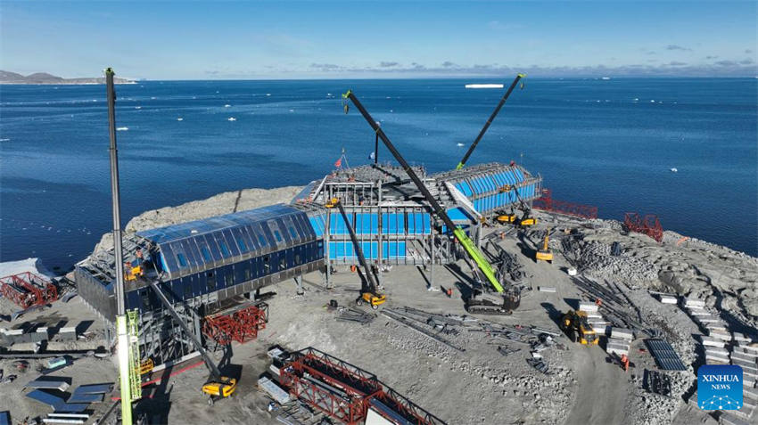 Esta??o chinesa de Qinling, na Antártida, inicia opera??o