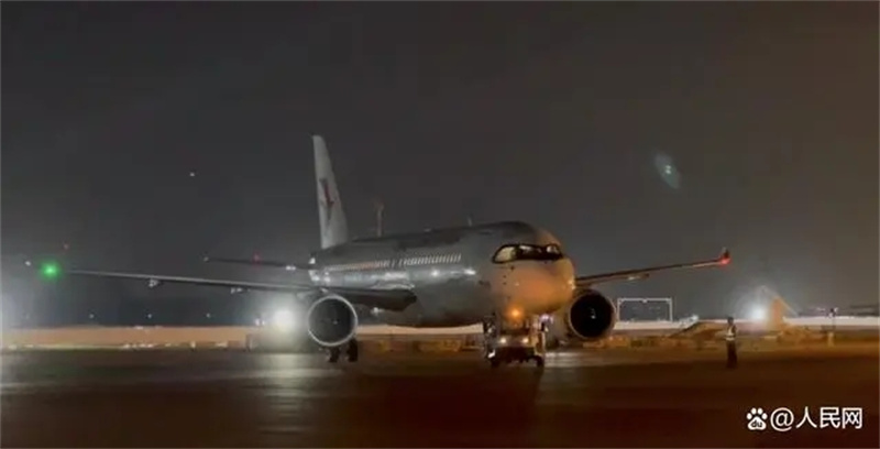 Avi?o comercial C919 participa do Airshow de Cingapura