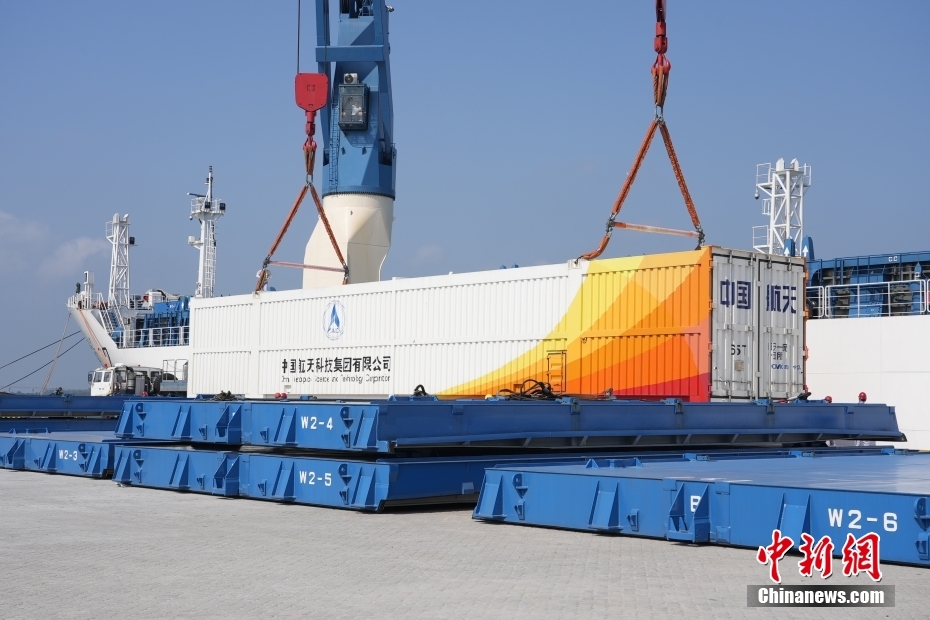 Foguete transportador Longa Marcha-8 chega a Hainan para miss?o de lan?amento de satélite