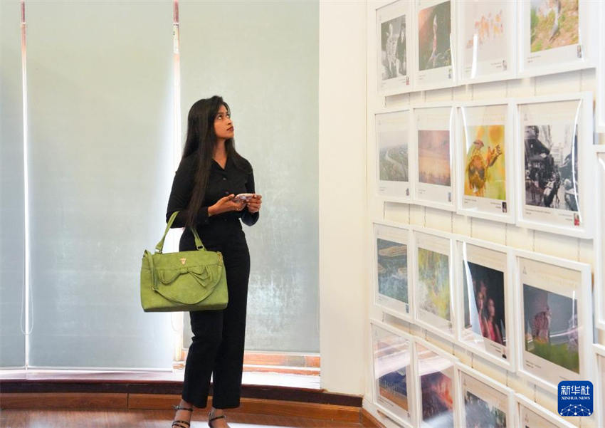 Exposi??o fotográfica sino-cingalesa concentra-se na promo??o da amizade e interculturalidade