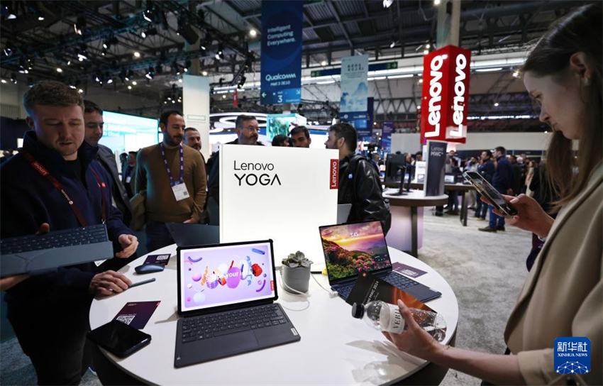 Empresas de tecnologia chinesas marcam presen?a no MWC