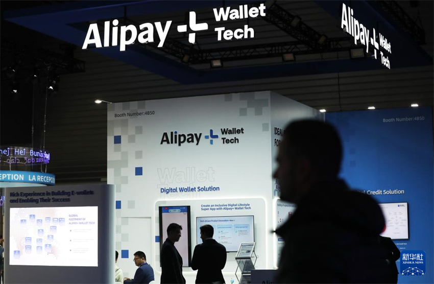 Empresas de tecnologia chinesas marcam presen?a no MWC