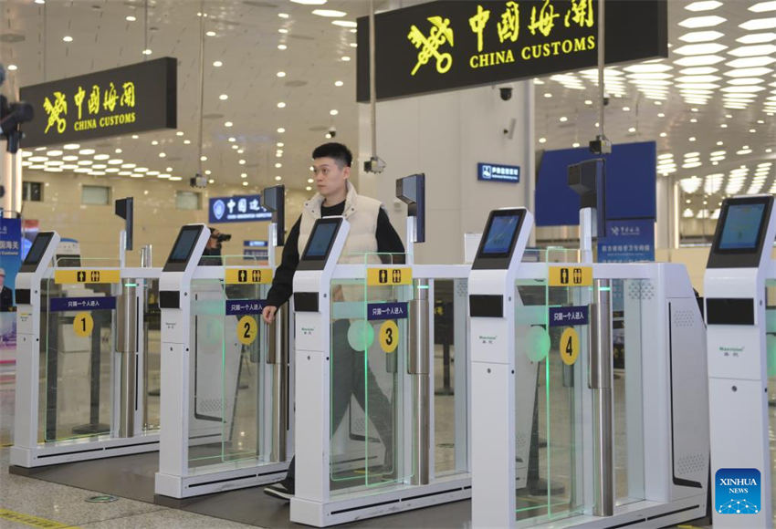 Ilha chinesa de Hengqin extingue tarifas para maioria das importa??es de Macau