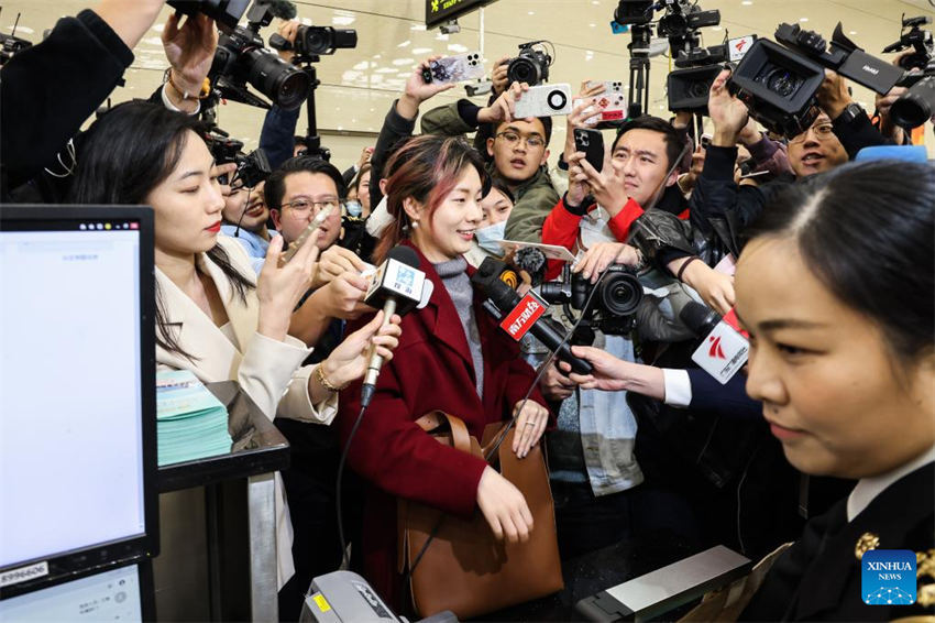 Tripula??o da Shenzhou-17 completa reparos em órbita durante 2a miss?o extraveicular