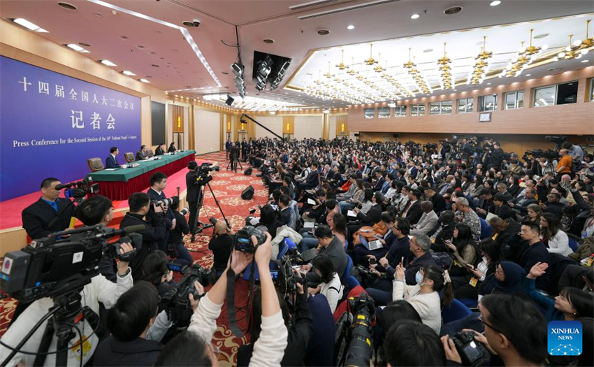 Chanceler da China se reúne com imprensa sobre política externa e rela??es exteriores