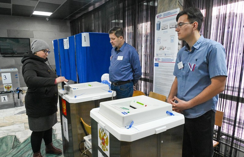 Rússia inicia elei??es presidenciais oficialmente