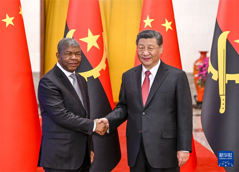 Xi Jinping e presidente de Angola buscam novo patamar nas rela??es dos dois países