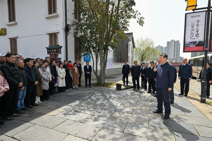 Xi Jinping inspeciona Changde, na província central chinesa de Hunan