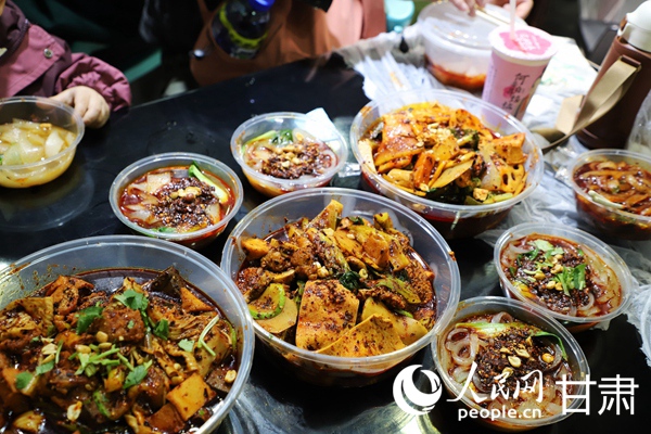 Explos?o de sabor coloca a cidade de Gansu sob os holofotes