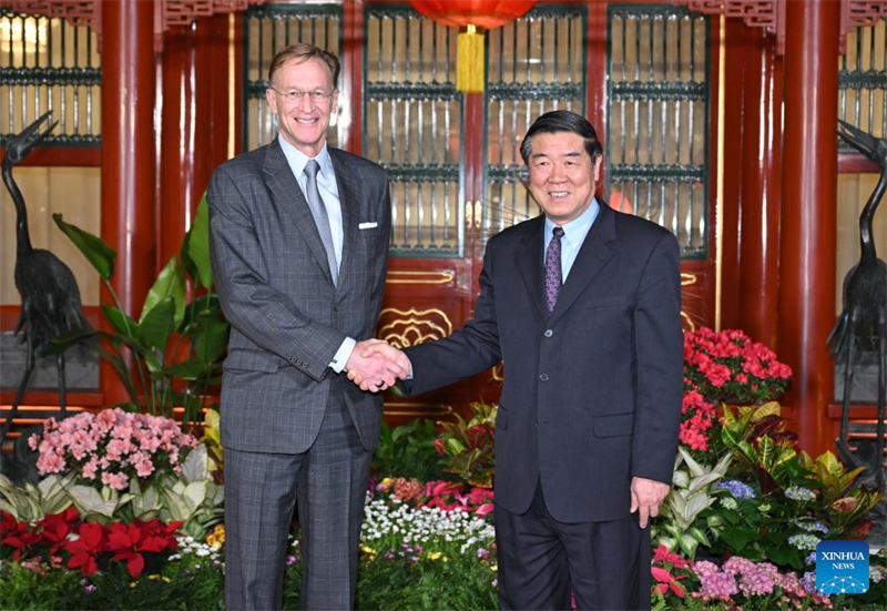 Empresas multinacionais s?o bem-vindas para expandir investimentos na China, diz vice-premiê