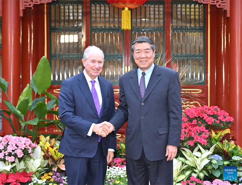 Empresas multinacionais s?o bem-vindas para expandir investimentos na China, diz vice-premiê