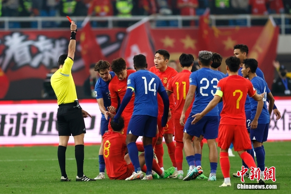 Eliminatórias da Copa do Mundo: China vence Singapura por 4-1
