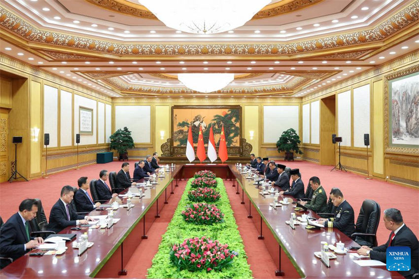 Xi Jinping mantém conversa??es com o presidente eleito da Indonésia