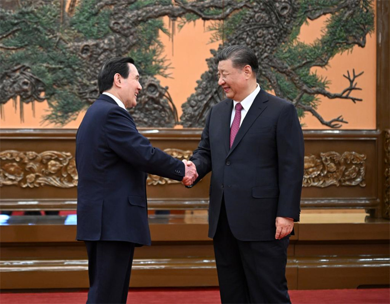 Xi Jinping reúne-se com Ma Ying-jeou em Beijing
