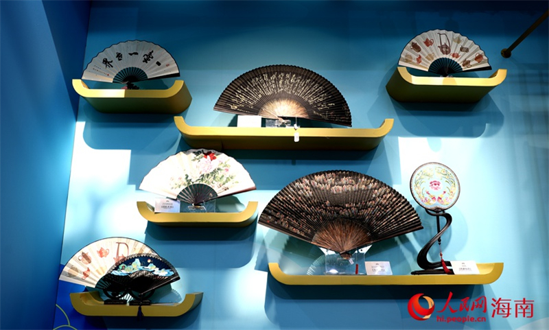 Marcas domésticas chinesas brilham na 4a CICPE em Hainan