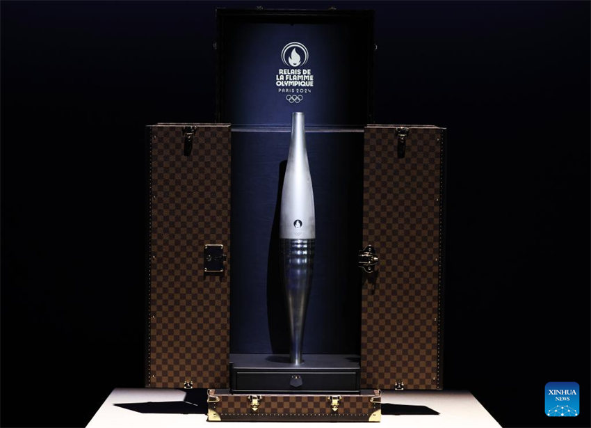 Cerim?nia é realizada para comemorar 100 dias de contagem regressiva para os Jogos Olímpicos de Paris 2024