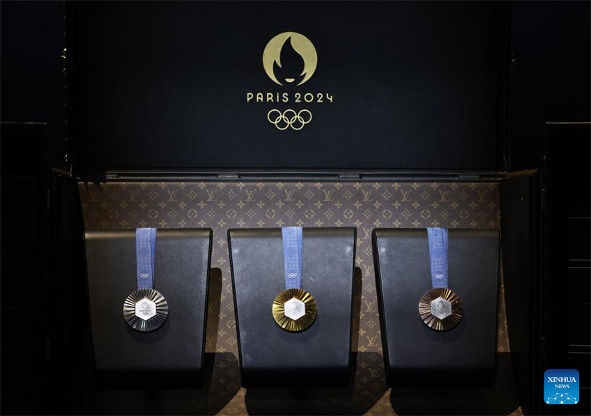 Cerim?nia é realizada para comemorar 100 dias de contagem regressiva para os Jogos Olímpicos de Paris 2024