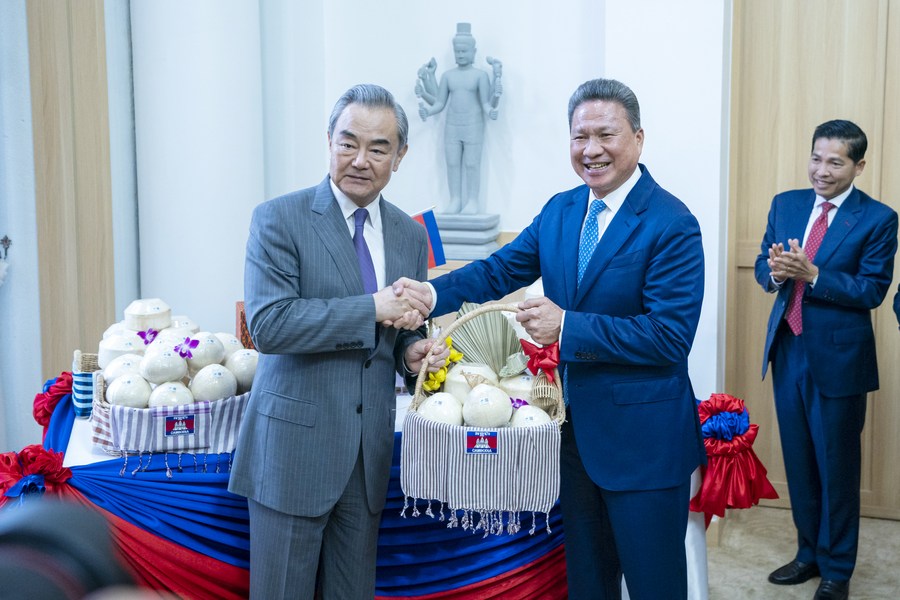 China e Camboja avan?ar?o na constru??o de comunidade com futuro compartilhado de alta qualidade, alto nível e alto padr?o