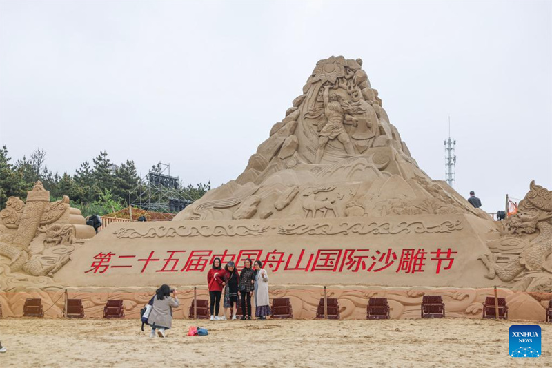 25o Festival Internacional de Escultura de Areia de Zhoushan realizada no leste da China