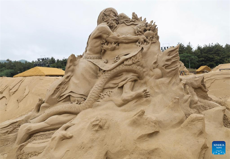 25o Festival Internacional de Escultura de Areia de Zhoushan realizada no leste da China