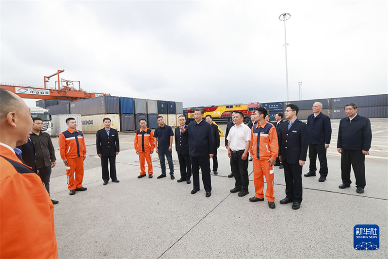 Xi Jinping pede que Chongqing escreva seu capítulo na moderniza??o chinesa