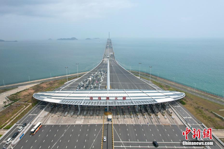 Fluxo de passageiros da Ponte Hong Kong-Zhuhai-Macau ultrapassa 10 milh?es em 2024