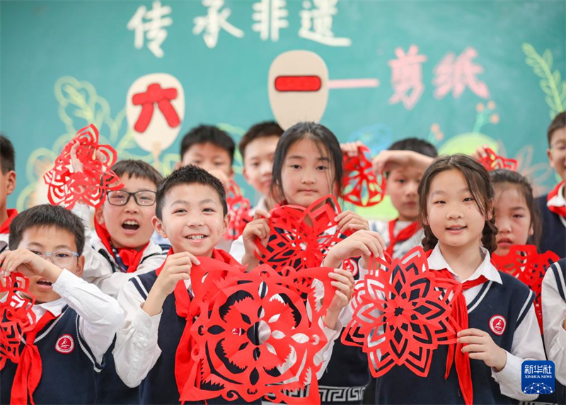 China realiza atividades infantis em todo o país para celebrar Dia Internacional da Crian?a