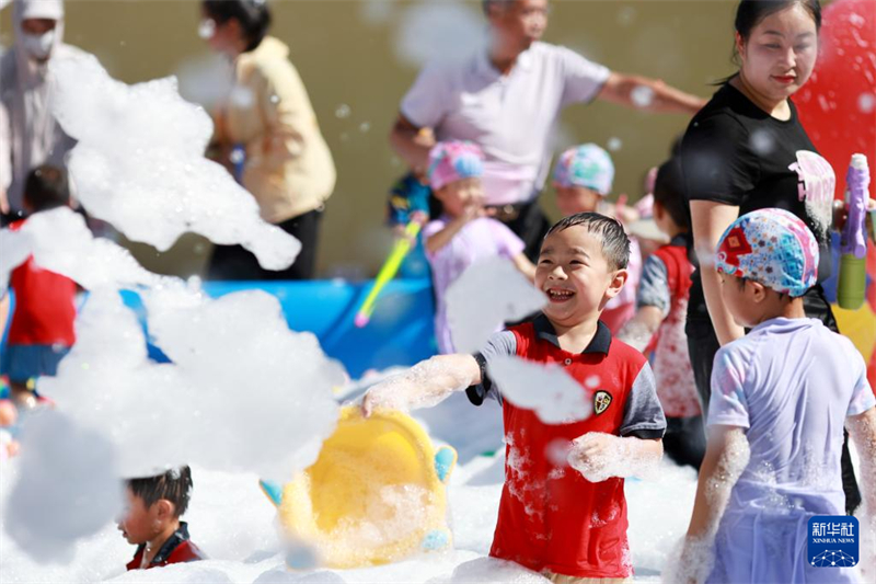 China realiza atividades infantis em todo o país para celebrar Dia Internacional da Crian?a