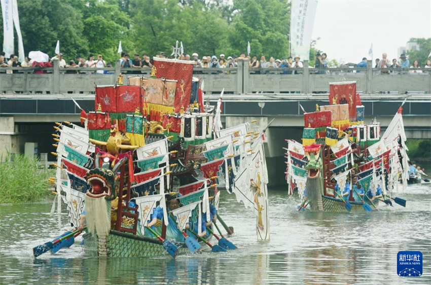 China recebe Festival do Barco-Drag?o em todo o país