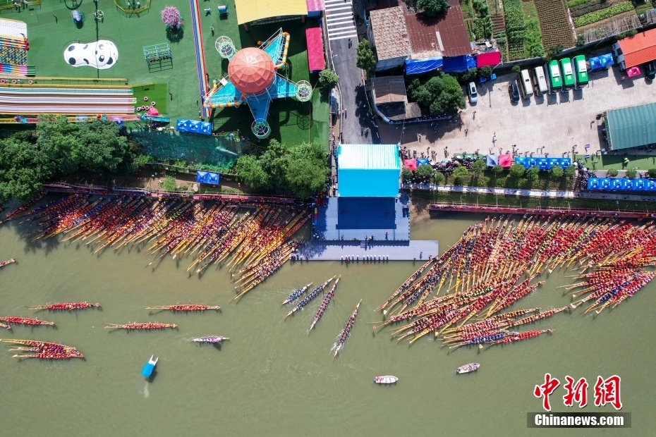 Hunan: corrida de barcos do drag?o bate recorde do Guinness World Records