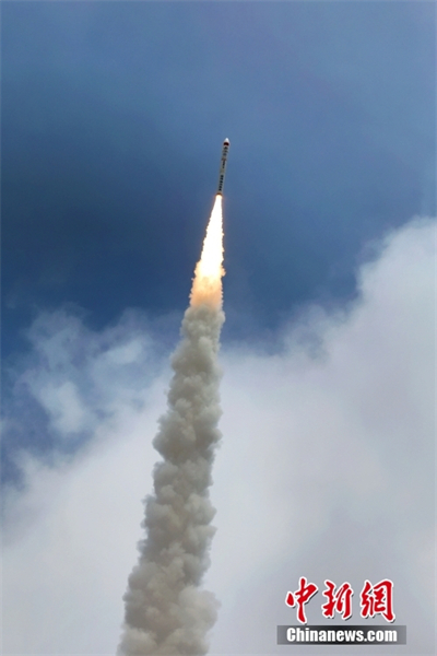 Foguete comercial chinês CERES-1 lan?a 3 satélites