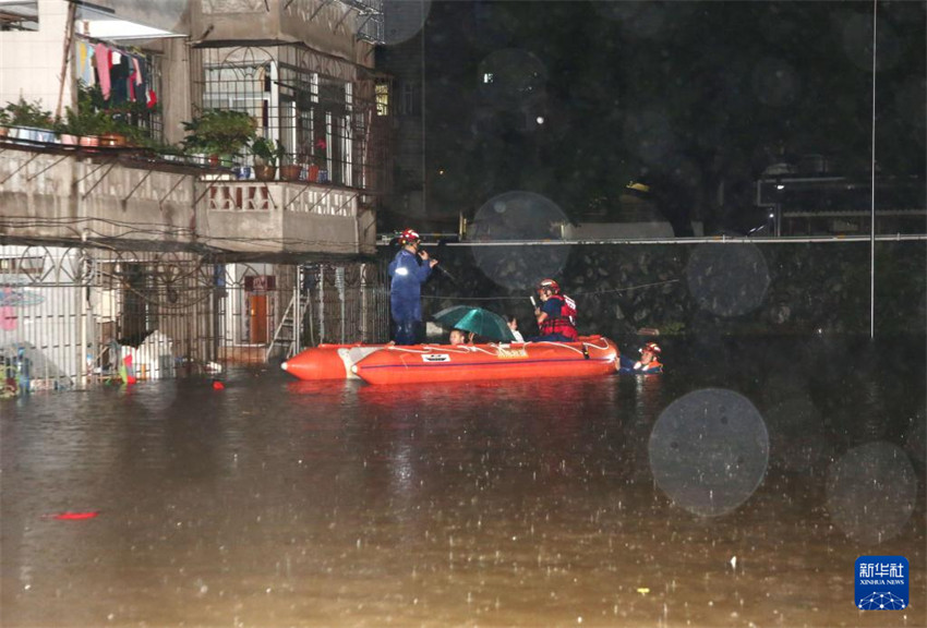 China adota medidas para enfrentar inunda??es