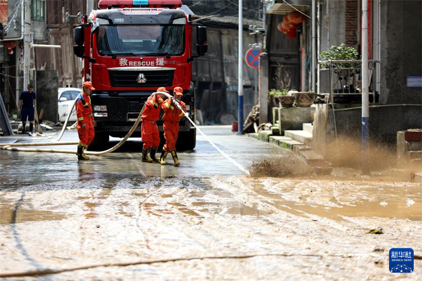 China adota medidas para enfrentar inunda??es