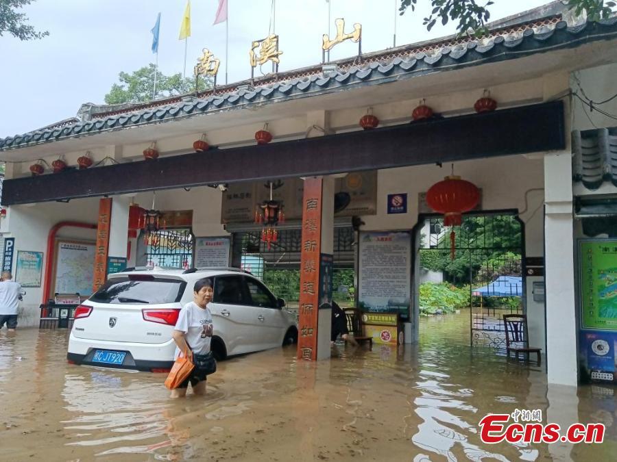 Cidade chinesa de Guilin combate inunda??es mais graves da cidade desde 1998