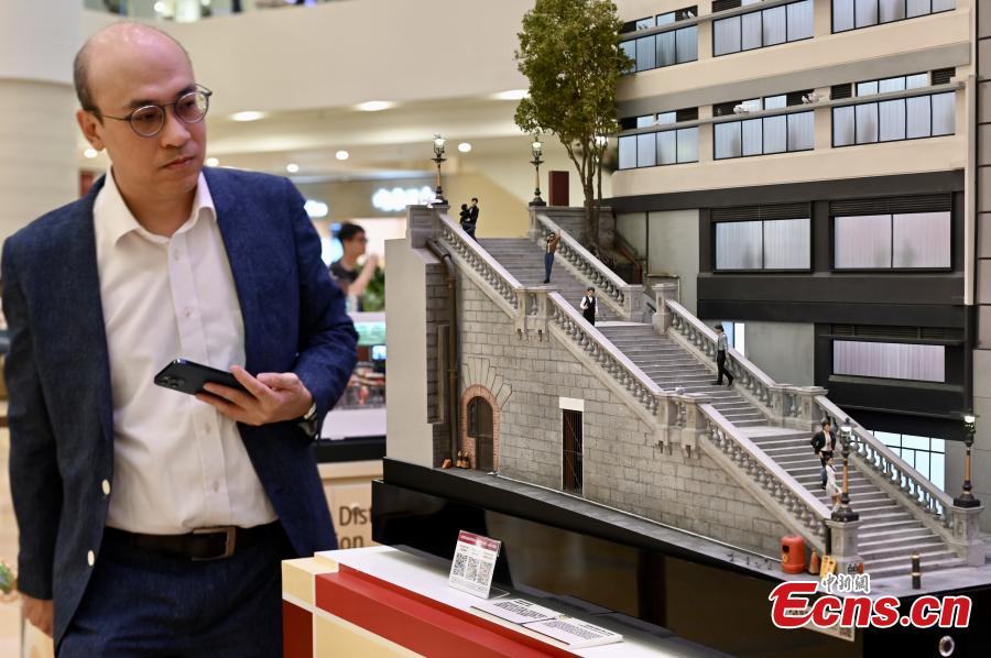 Exposi??o de arte em miniatura restaura estilo de vida do povo de Hong Kong