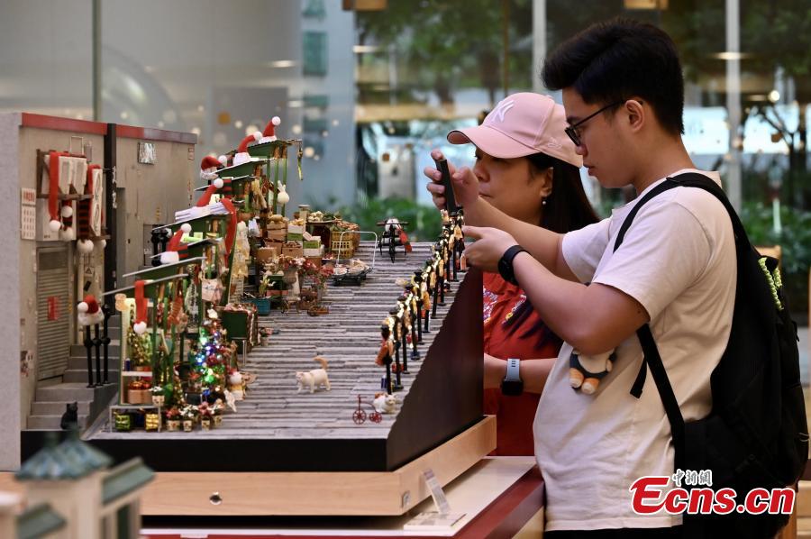 Exposi??o de arte em miniatura restaura estilo de vida do povo de Hong Kong