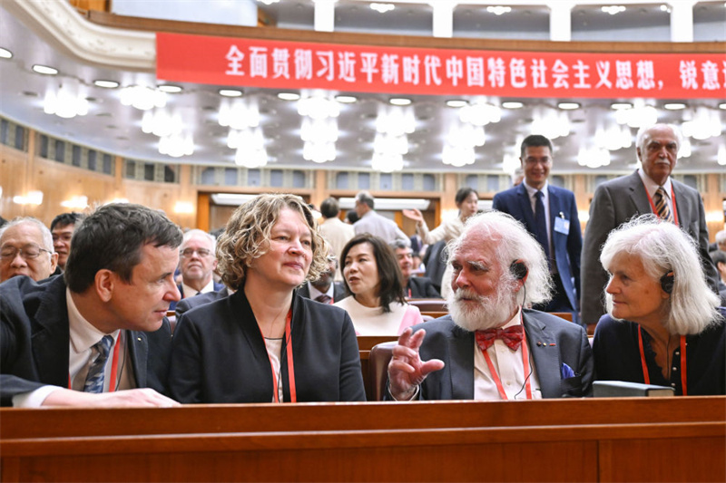 Xi Jinping concede o mais alto prêmio de ciência e tecnologia da China