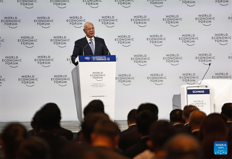 Fórum de Davos de Ver?o 2024 inaugurado em Dalian, na China