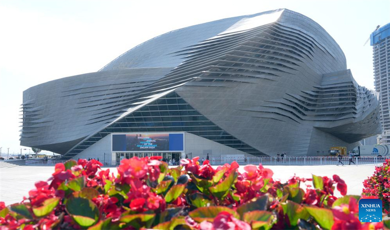 Fórum de Davos de Ver?o 2024 inaugurado em Dalian, na China