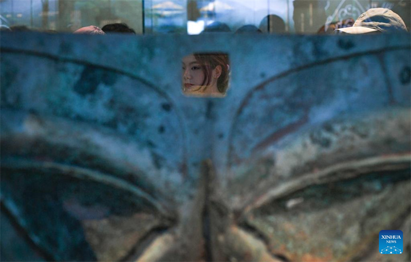 Exposi??o sobre a antiga civiliza??o Shu é realizada em Beijing