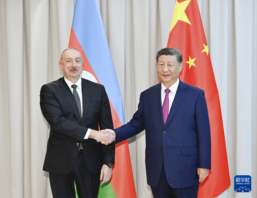 Xi Jinping diz que China e Azerbaij?o elevar?o la?os bilaterais para parceria estratégica