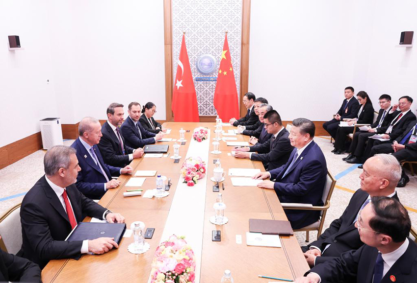 Xi Jinping diz que China e Turquia devem impulsionar maior desenvolvimento do relacionamento cooperativo estratégico