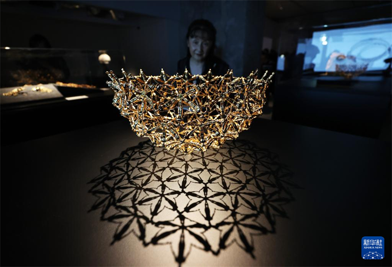 Exposi??o de patrim?nio cultural imaterial e obras contemporaneas da China é inaugurada em Paris